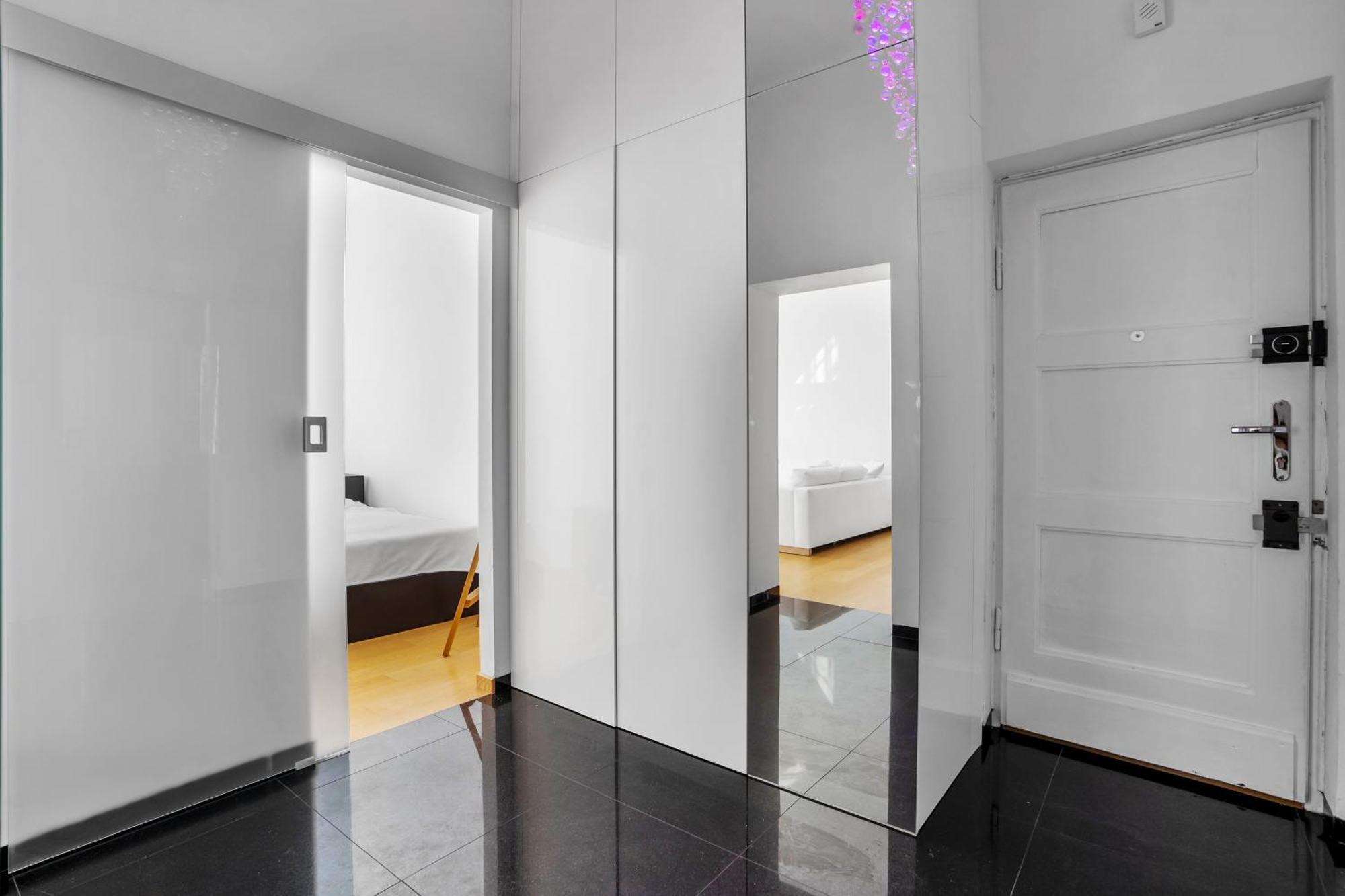 Warsaw Castle Apartments - Prime Location, Historic City Center, Castle View, Fast Internet - By Rentujemy Luaran gambar