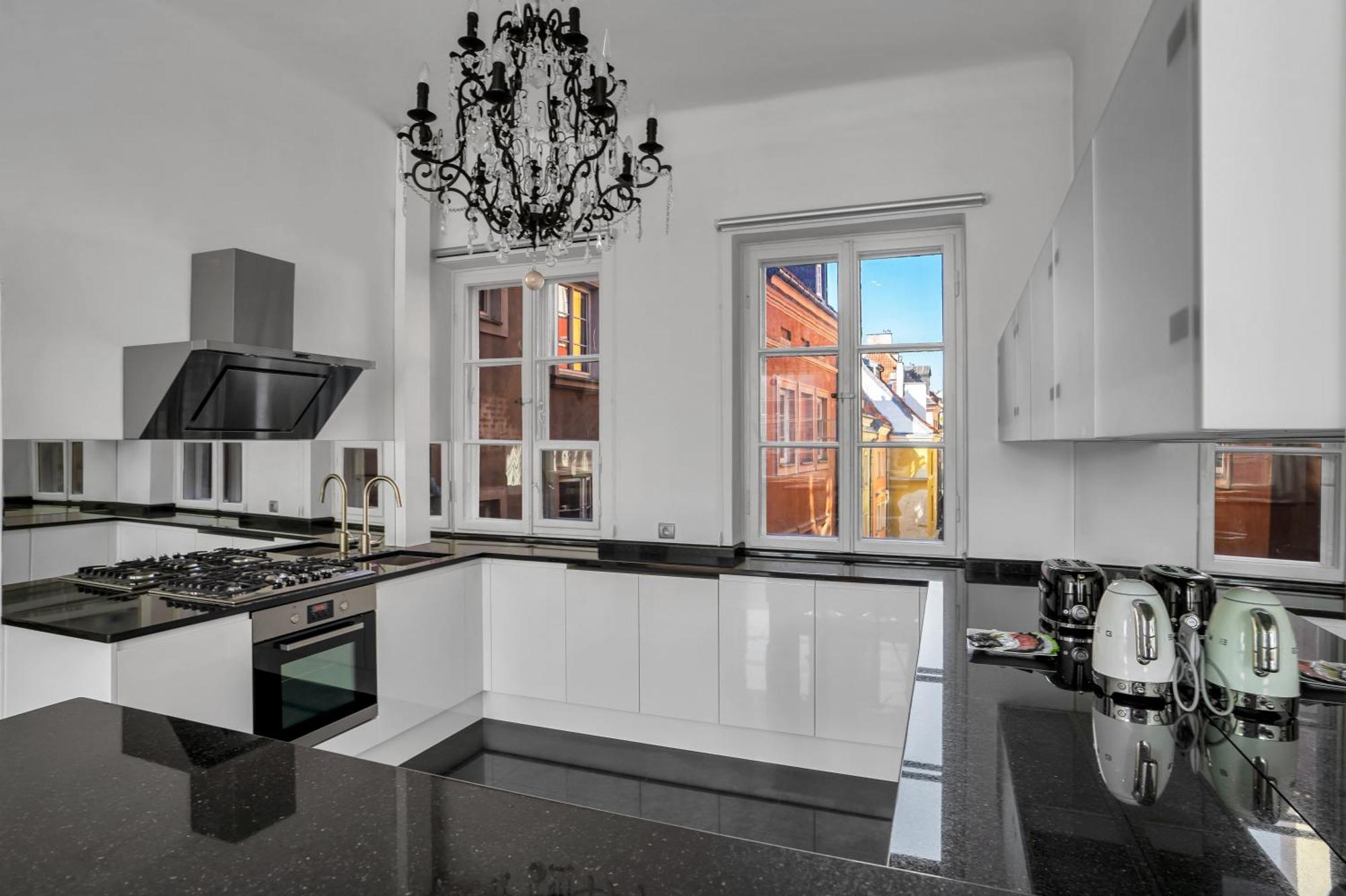 Warsaw Castle Apartments - Prime Location, Historic City Center, Castle View, Fast Internet - By Rentujemy Luaran gambar